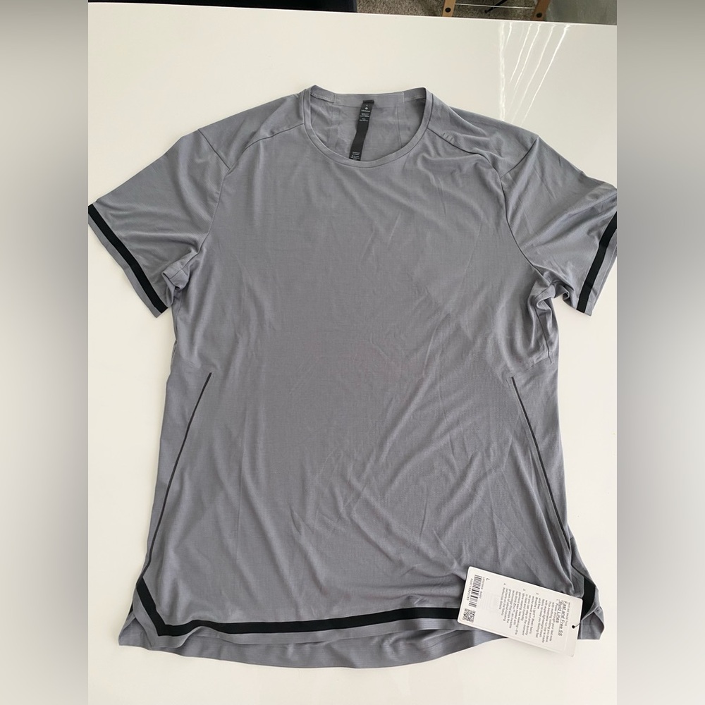 Lululemon Men’s Tee